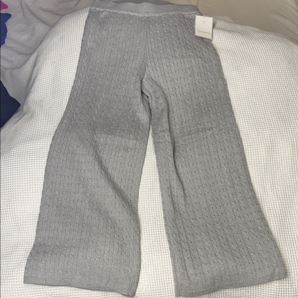 Cozy Gray Calligraphie Knit Pants - Medium (NWT)